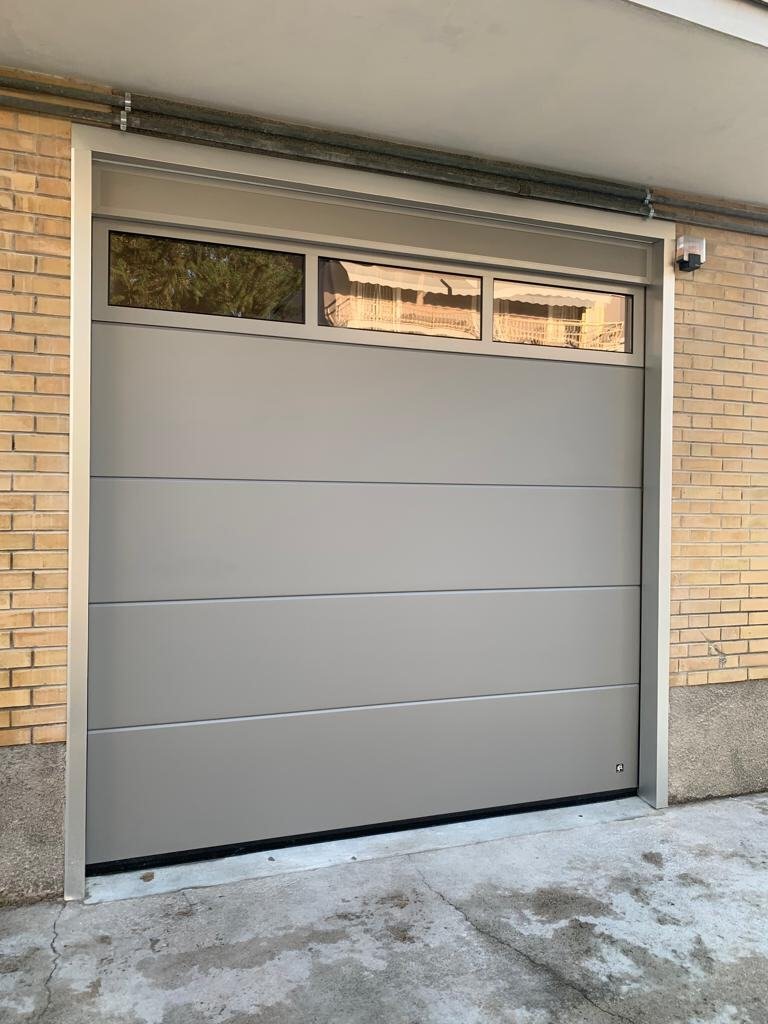 Porte sezionali a Appignano